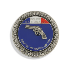 Insigne métallique argent...