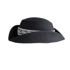 Chapeau DISA (broderie main)