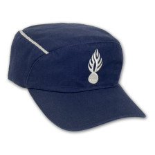 Casquette de service...