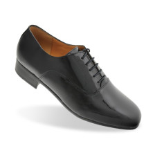 Chaussures basses vernies